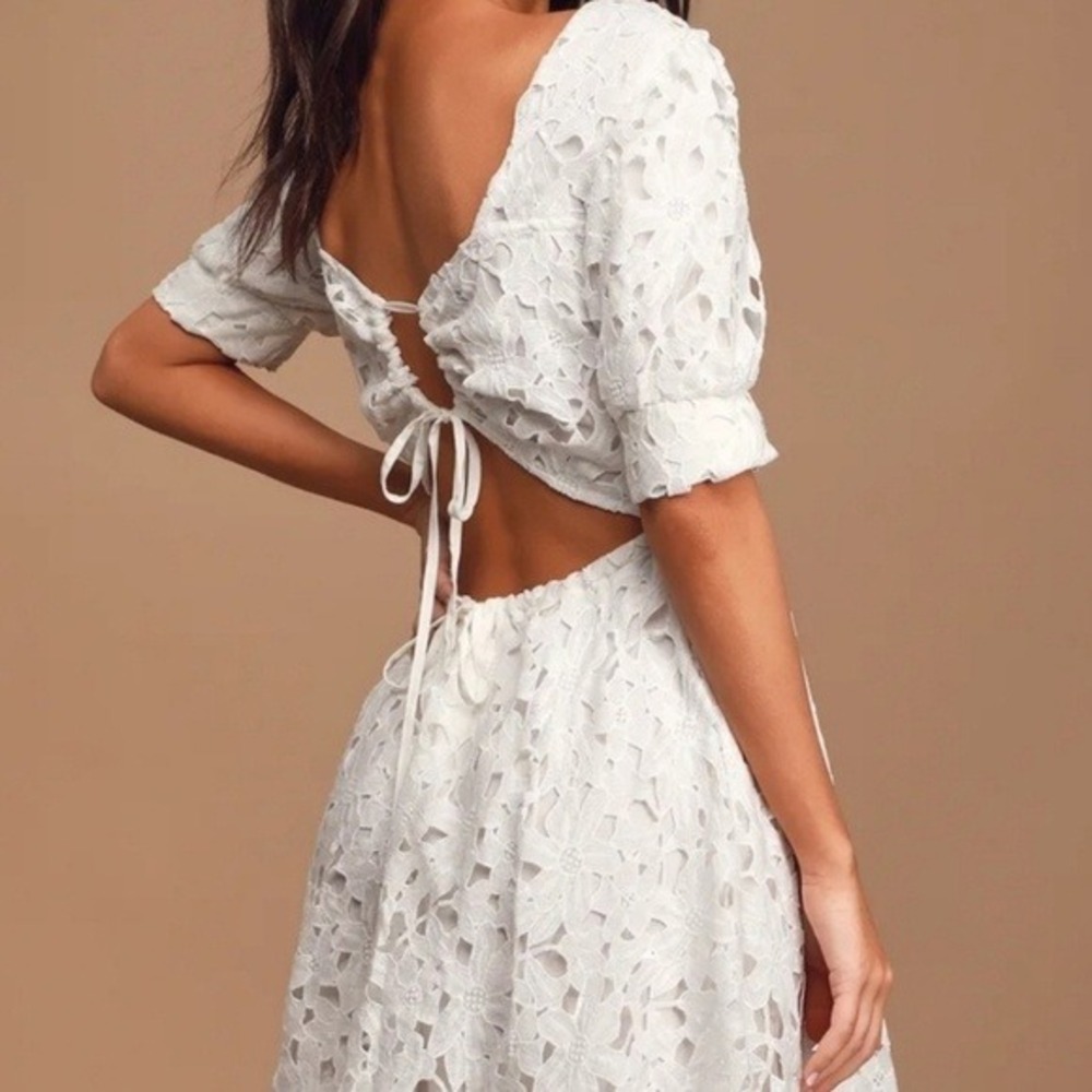 Lulu's For a moment Spring Summer White Lace Cutout Mini Skater Dress Medium
